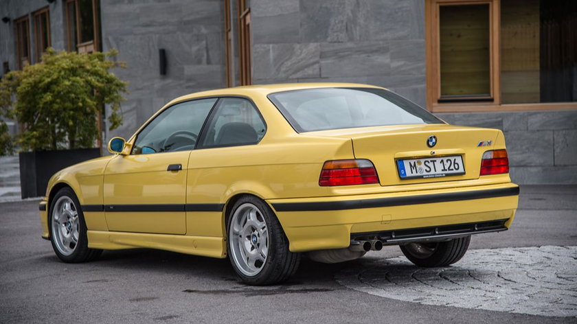 P90233287_highRes_the-bmw-m3-coup-e36-