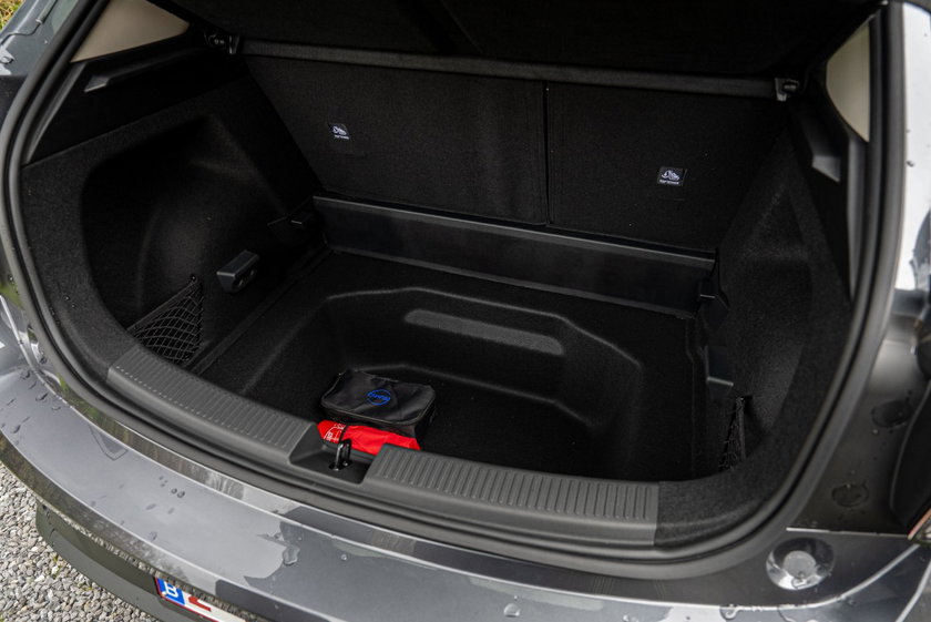 MG4 EV Urban 0066 (Moyenne)