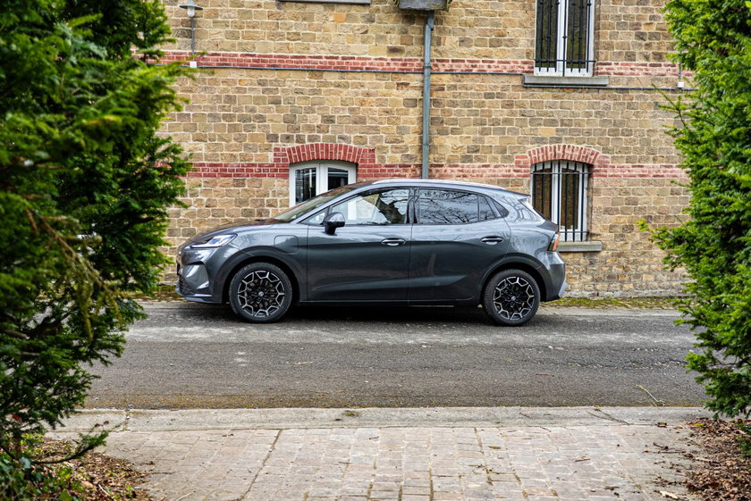 MG4 EV Urban 0015 (Moyenne)