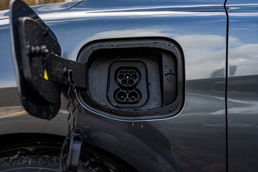 MG4 EV Urban 0033 (Moyenne)