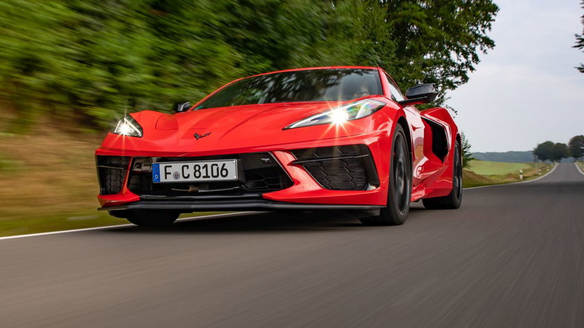 chevrolet_corvette_stingray_2021_eu_test_drive_