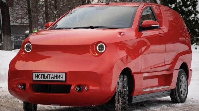 La première voiture russe électrique devient la risée du Web !