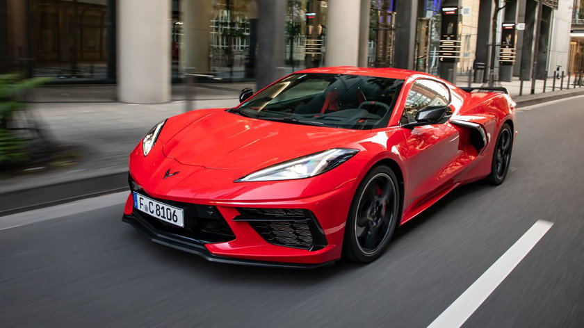 chevrolet_corvette_stingray_2021_eu_test_drive_2