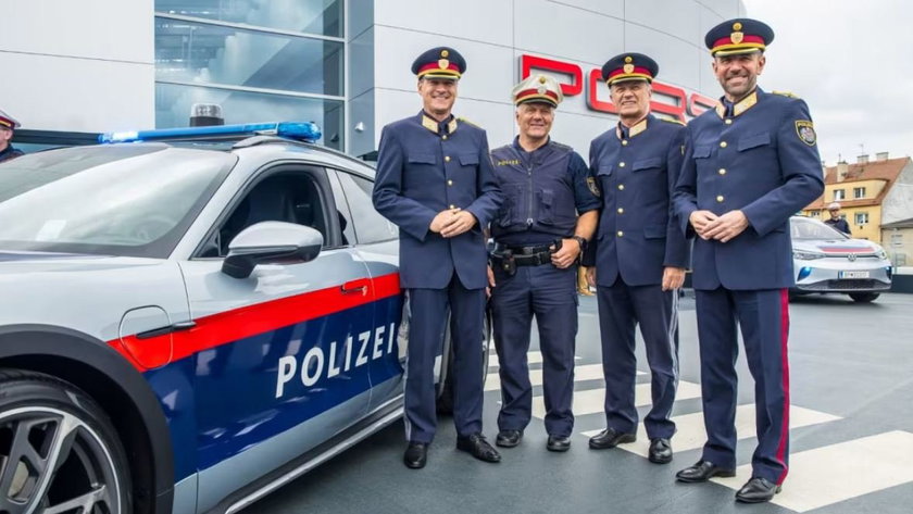 police-autriche-voiture-electrique