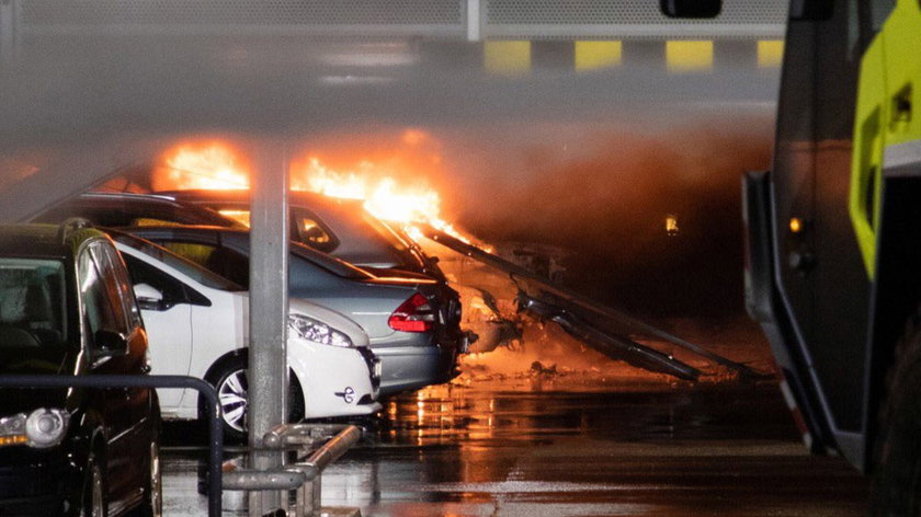 Brand in luchthavenparking eist zware materiële tol