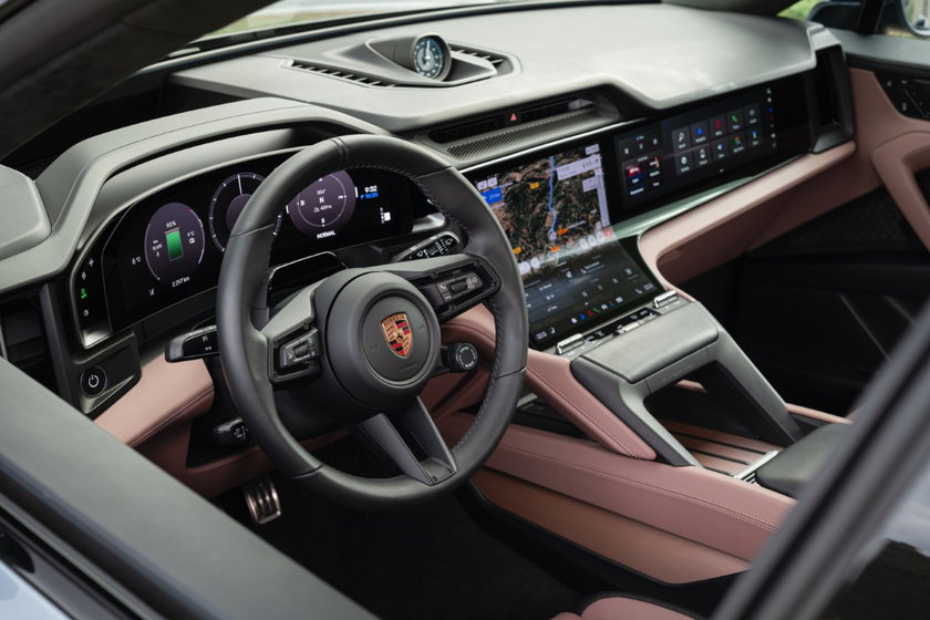 Porsche Cayenne Electric 2026 (4) (Moyenne)