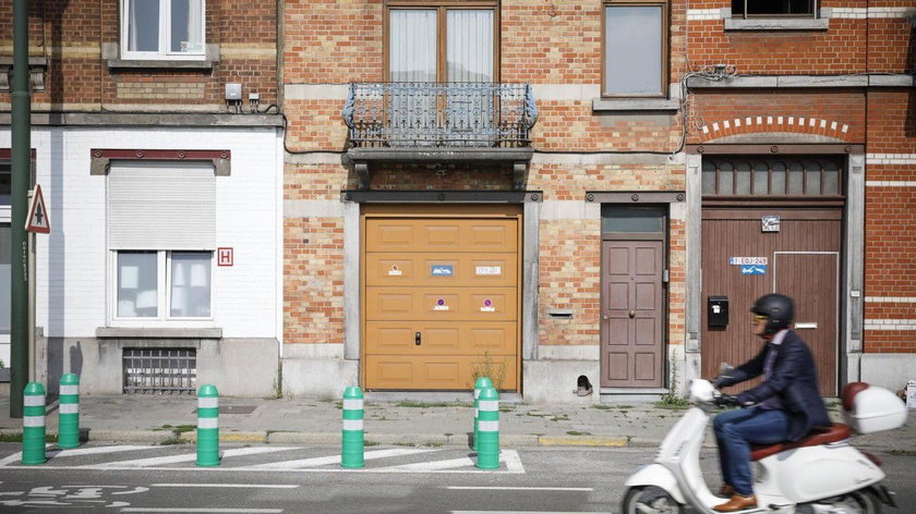 Stadsdienst blokkeerde garagepoort inwoner met paaltjes