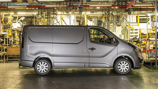 PSA investeert in Luton en kondigt nieuwe Vivaro aan