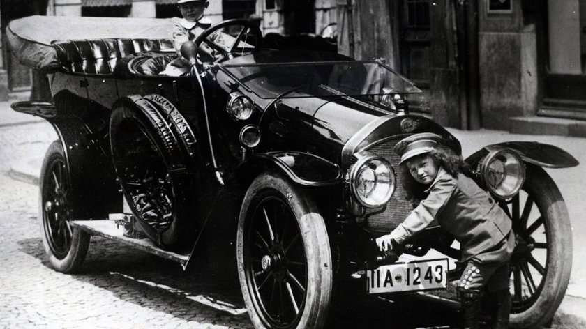 autowp.ru_audi_typ_a_10_22_ps_2