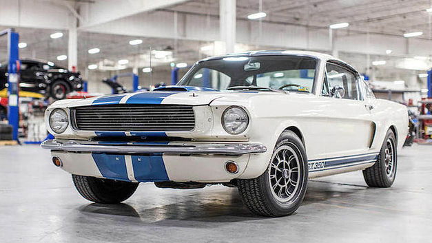 La Shelby GT350H de Caroll Shelby est à vendre