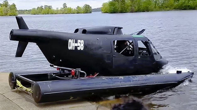 Vietnamhelikopter wordt amfibievoertuig (+VIDEO)