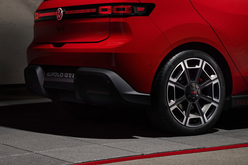 Volkswagen ID. Polo GTI (3) (Moyenne)