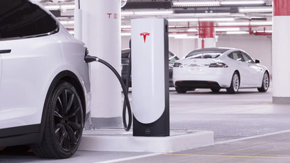 Tesla 4680 : pourquoi la cellule révolutionnaire recharge en fait moins vite que l'ancienne