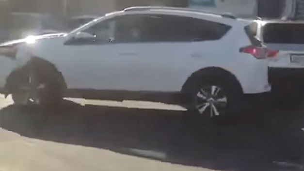 La place de parking: bagarre énorme entre deux conductrices