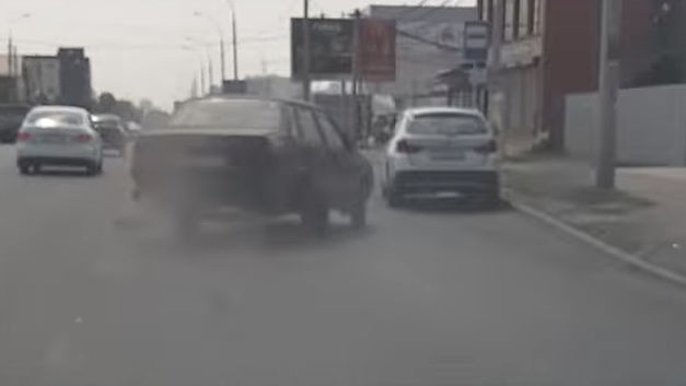 Rouler avec un essieu arrière cassé: à éviter! (+VIDEO)