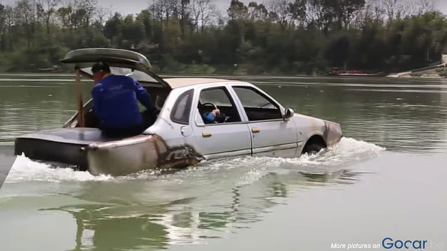 Un Chinois met au point sa première voiture-bateau (+VIDEO)
