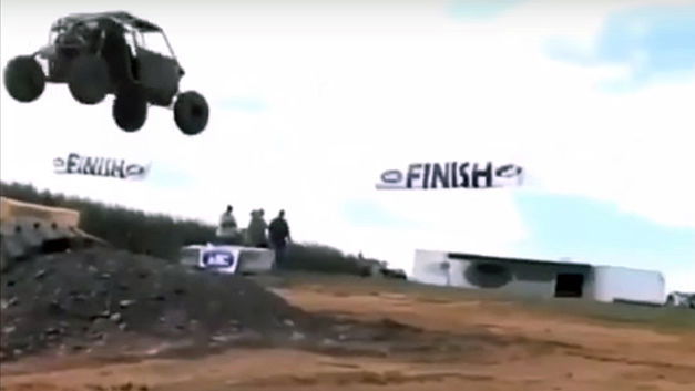 Cascade symbolique sur la ligne d’arrivée