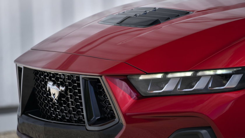 VW-EV-verbrandingsmotor-paard