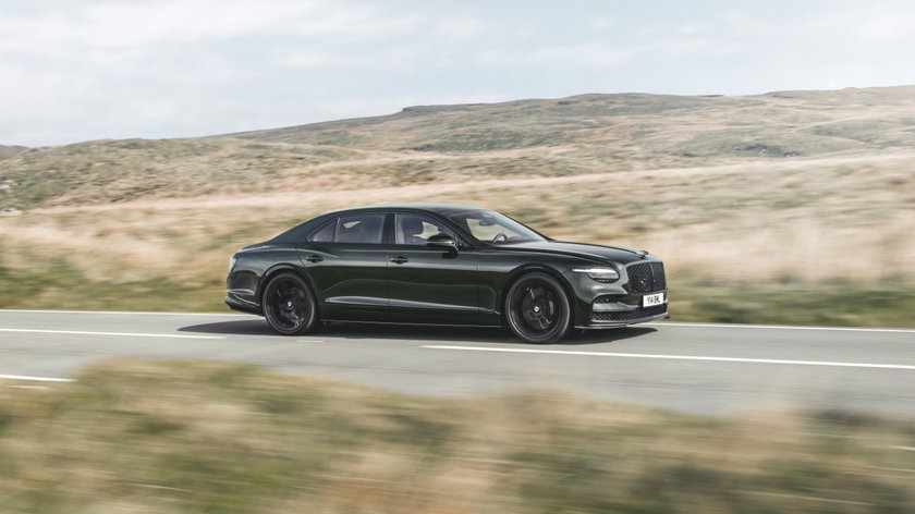 Bentley Flying Spur 2026 (2) (Moyenne)
