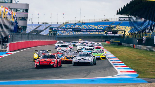Assen_start_Belcar