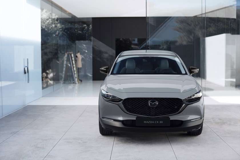Mazda CX-30 2027 (2) (Moyenne)