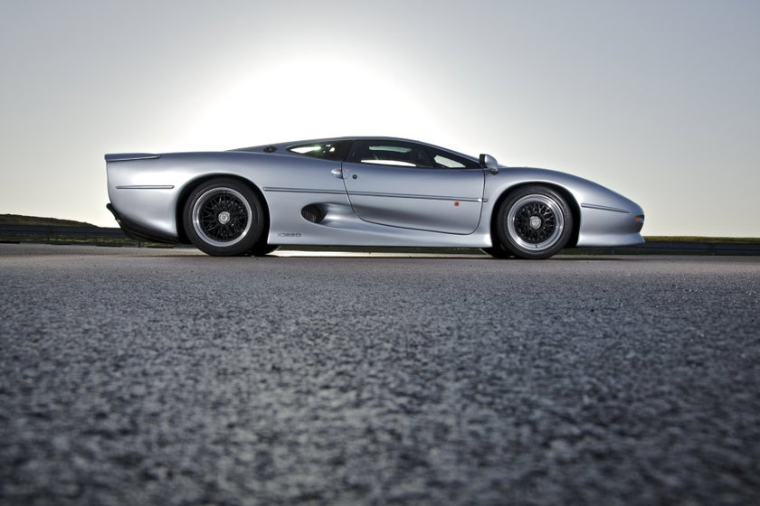 Jaguar XJ220 1991 (2) (Nouvelle taille 1)