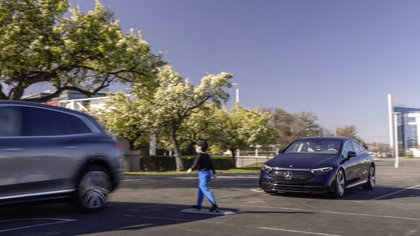 Votre future voiture devra freiner pour les cyclistes et les piétons !