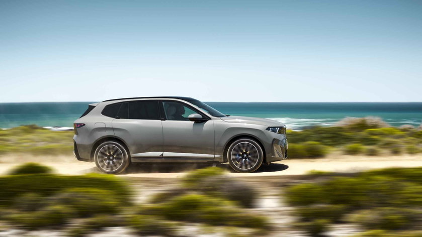 P90646996_highRes_the-new-bmw-x5-and-i