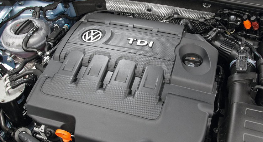 Volkswagen-Golf_TDI_BlueMotion-2014-1280-0599127f1a57c0db64e234dfe111cdfcec