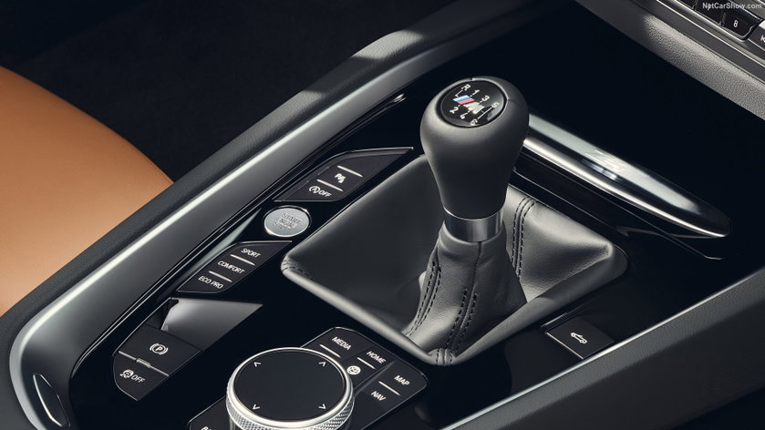 BMW-Z4_M40i_6MT-2025-HD-9d7498d31c5611dcbf9cc0f078cce207c23eb6d57