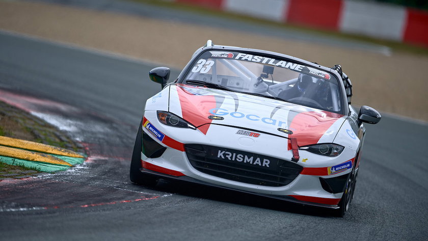 Panne moteur, nuit blanche, podium : le week-end fou du Gocar Racing Team à Spa