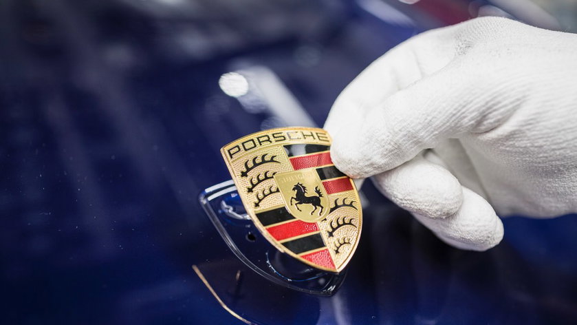 Porsche-logo-gocar