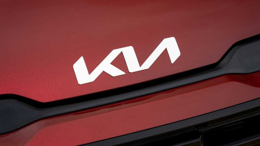 28447-kia-sportage-gt-line-s-dct-fwd-magma-red-70