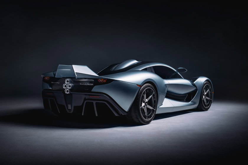 Hennessey Blackbird (3) (Nouvelle taille 1)