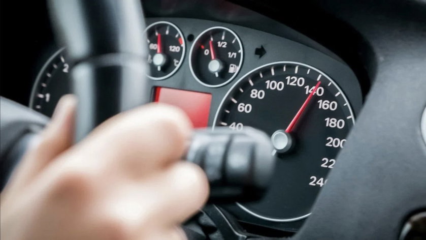 Autoroute : à partir de quelle vitesse risquez-vous vraiment une amende ?