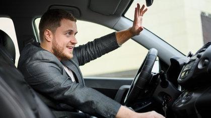 Met de auto op vakantie? Laat je niet verrassen door deze vreemde verkeersgewoontes