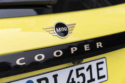Et si la prochaine Mini Cooper électrique devenait une propulsion ?