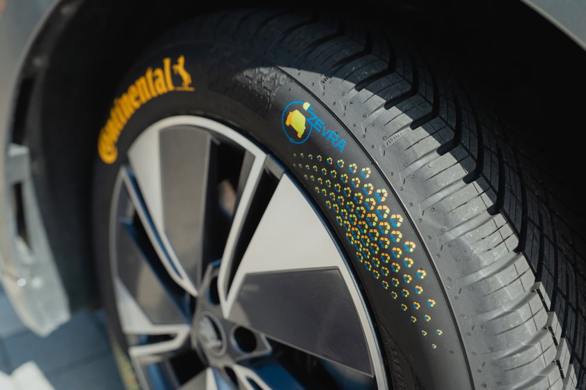 continental_zevra_tire__4_