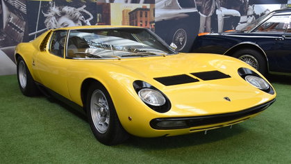 Autoworld fête ses 40 ans avec une exposition XXL et un immense Cars & Coffee