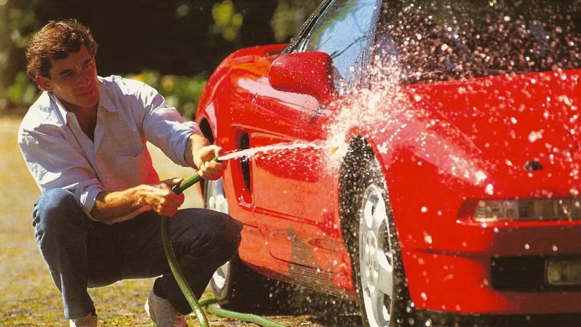 À vendre : la Honda NSX d’Ayrton Senna ! Combien peut-elle valoir ?