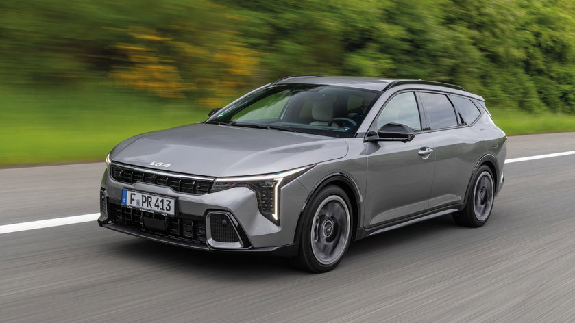 ESSAI – Kia K4 Sportswagon (2026) : le break thermique anticonformiste