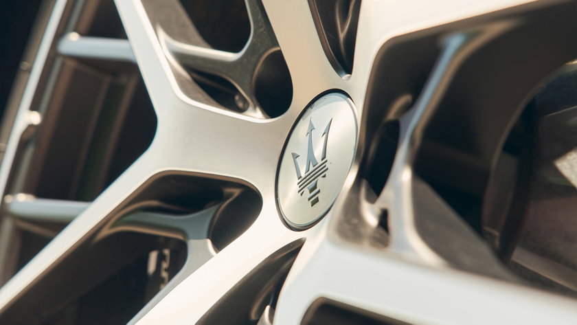 new-maserati-granturismo-490-cv