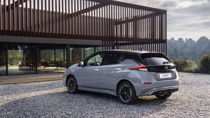 Nissan_LEAF