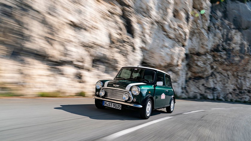 P90396515_highRes_classic-mini-und-pat(1)