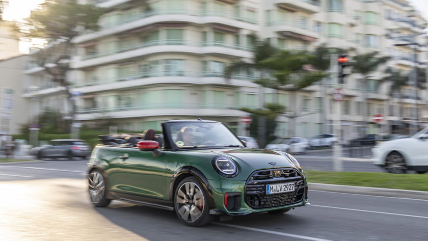 P90596762_highRes_the-mini-john-cooper