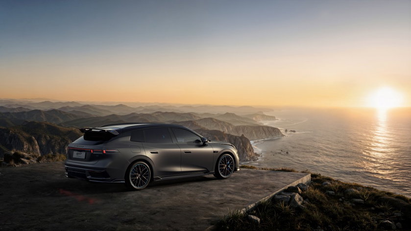 Lynk & Co 07 GT- Gocar (1)