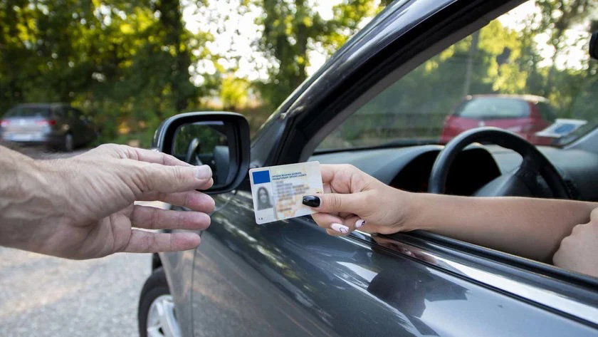 Retrait immédiat du permis : que se passe-t-il après 15 jours ?