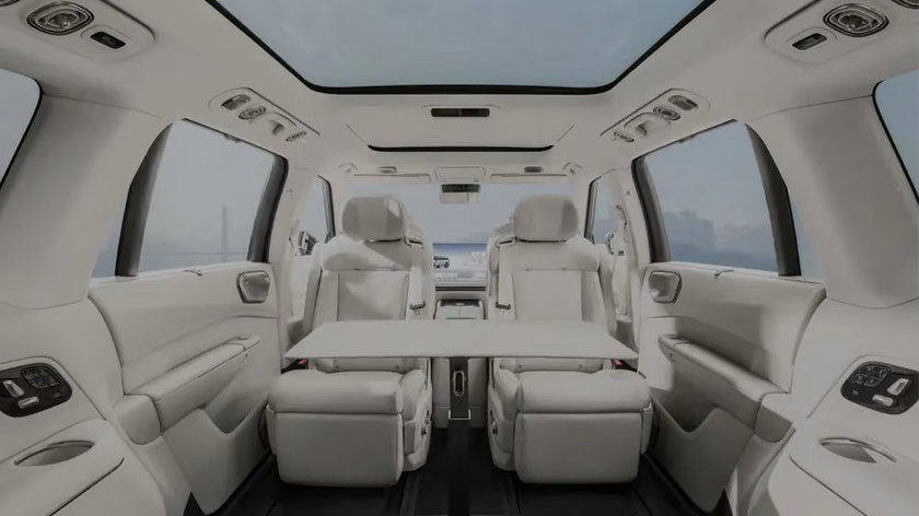 L&C 900 interieur