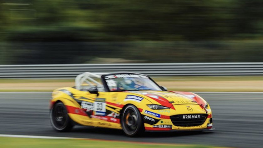 Belcar in Zolder: de Mazda MX-5 van het Gocar Racing Team tweede in de Club Challenge