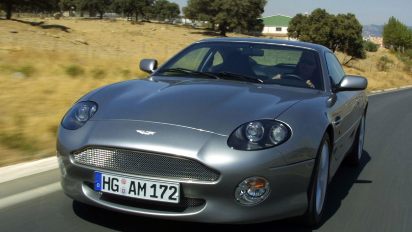 aston_martin_db7_vantage_956_0202015a090a06da